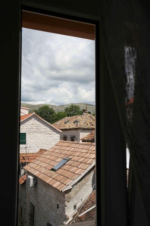 Rooms Beljan Trogir Eksteriør billede